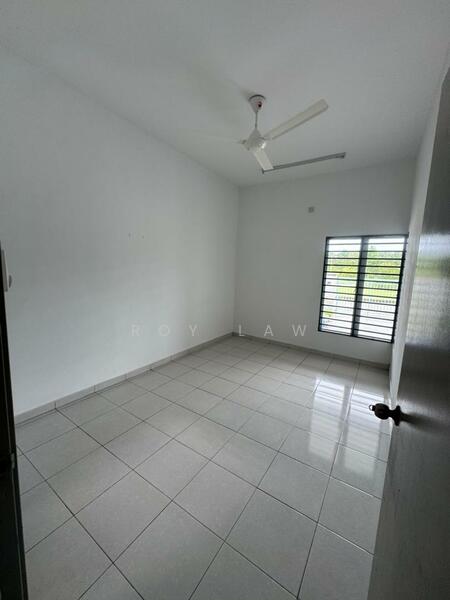 Untuk Disewa - Taman Lukut Idaman