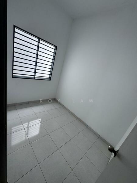 Untuk Disewa - Taman Lukut Idaman