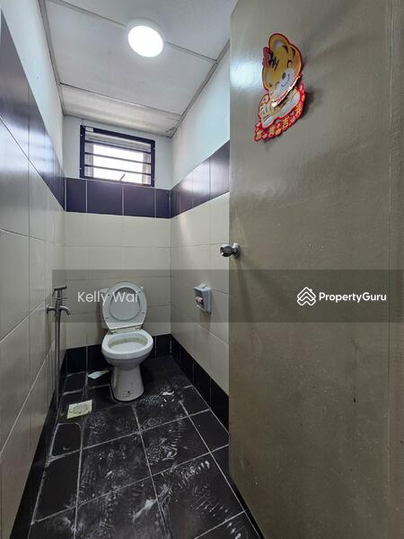 Untuk Dijual - Block B – V Square @ Austin Perdana @ Johor Ground Floor Shoplot For Sale