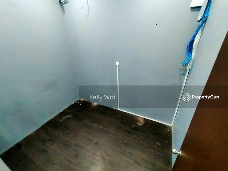 Untuk Dijual - Block B – V Square @ Austin Perdana @ Johor Ground Floor Shoplot For Sale