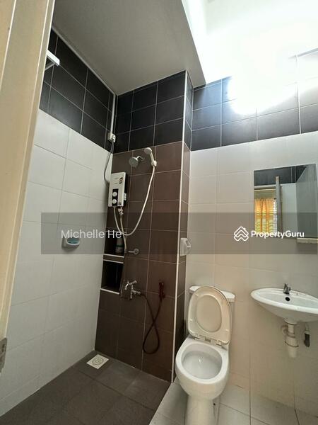 For Rent - Bukit Indah/ 2 Storey House/ For Rent