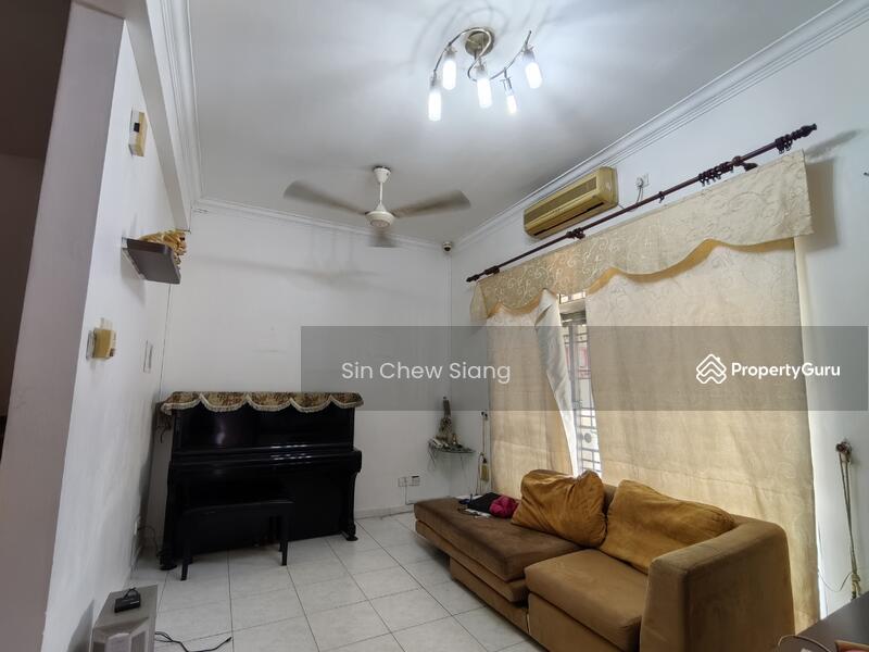 For Rent - Taman Daya Double Storey Terrace Jalan Nibong