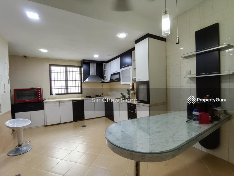 For Rent - Taman Daya Double Storey Terrace Jalan Nibong