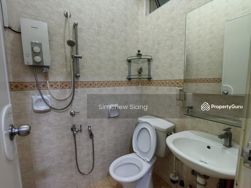 For Rent - Taman Daya Double Storey Terrace Jalan Nibong