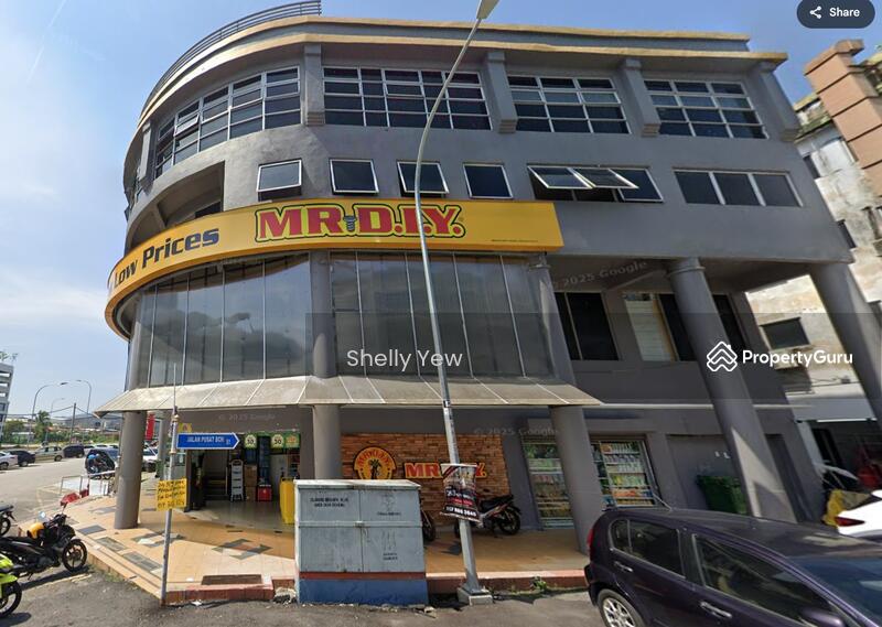 For Sale - 6% ROI ! Freehold Adjoining Corner Shoplot Frontage Facing Main Road