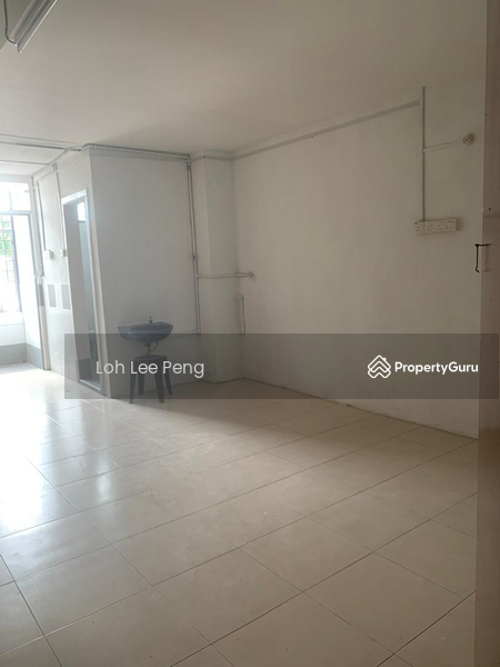 Untuk Disewa - Shop / Office at Taman Skudai Baru