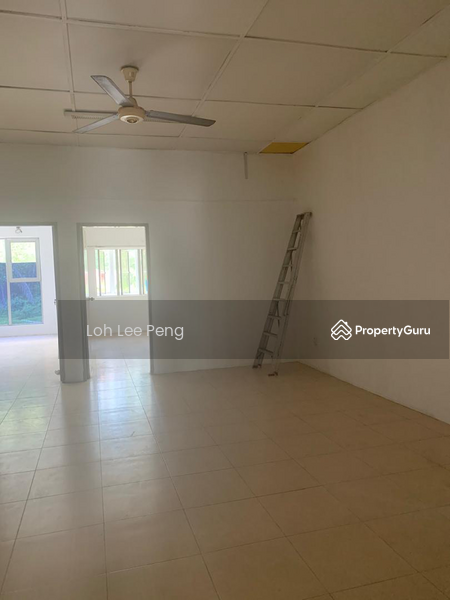 Untuk Disewa - Shop / Office at Taman Skudai Baru