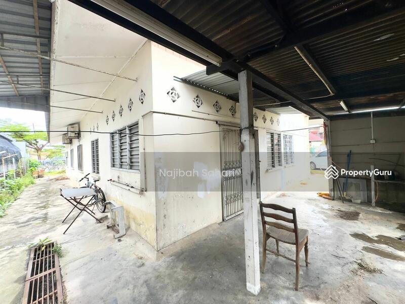For Sale - Kampung baru seri kembangan