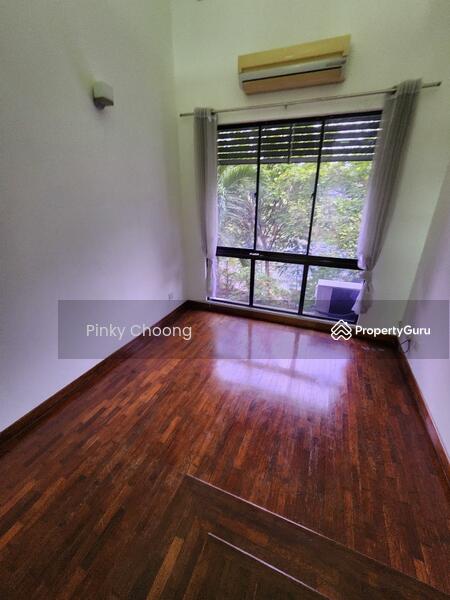 For Sale - Terraced House at Valencia