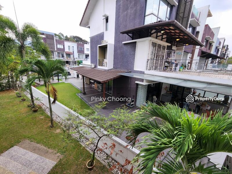 For Sale - Terraced House at Valencia