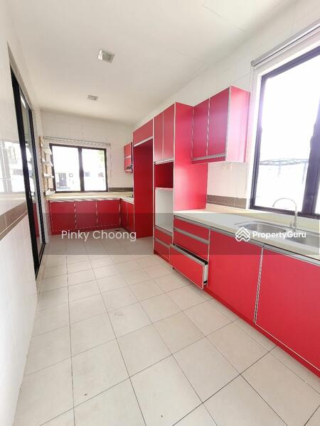 For Sale - Terraced House at Valencia