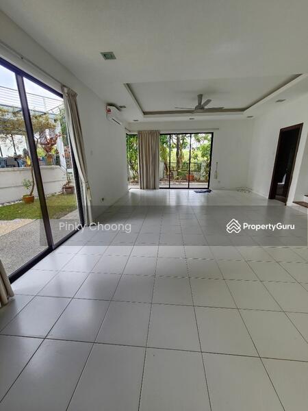 For Sale - Terraced House at Valencia