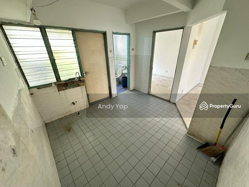 Bandar Country Homes untuk Untuk Dijual - RM 380,000, Apr 2026 - PropertyGuru.com.my