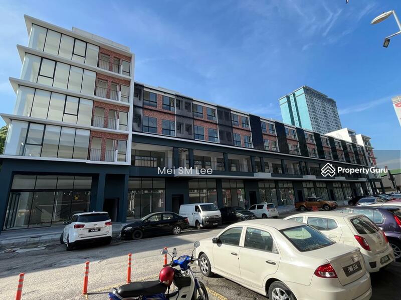 UC Square, Taman Connaught, Cheras 