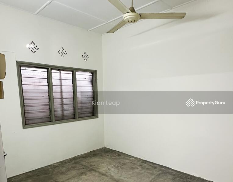 For Sale - 1 Storey Terrace House Taman Eng Ann Berkeley Klang 20x70