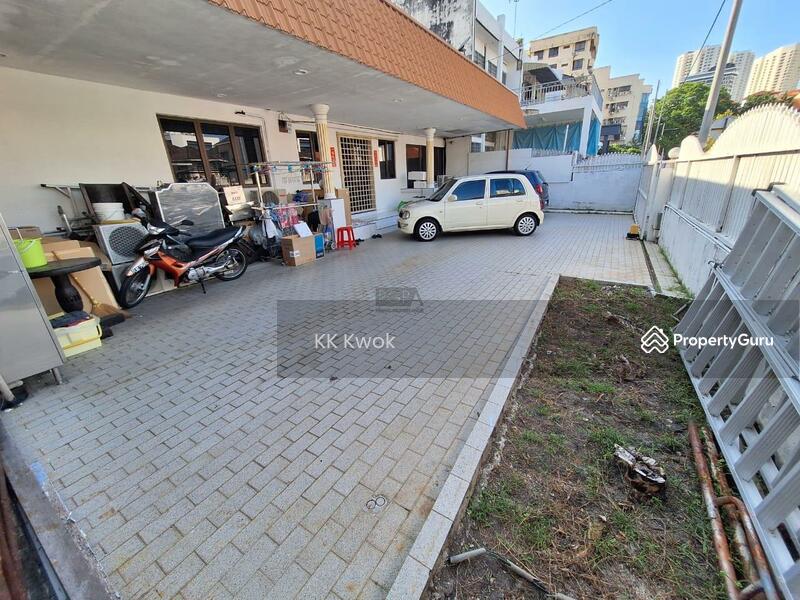 Untuk Dijual - Pulau Tikus Single Storey Terrace House.