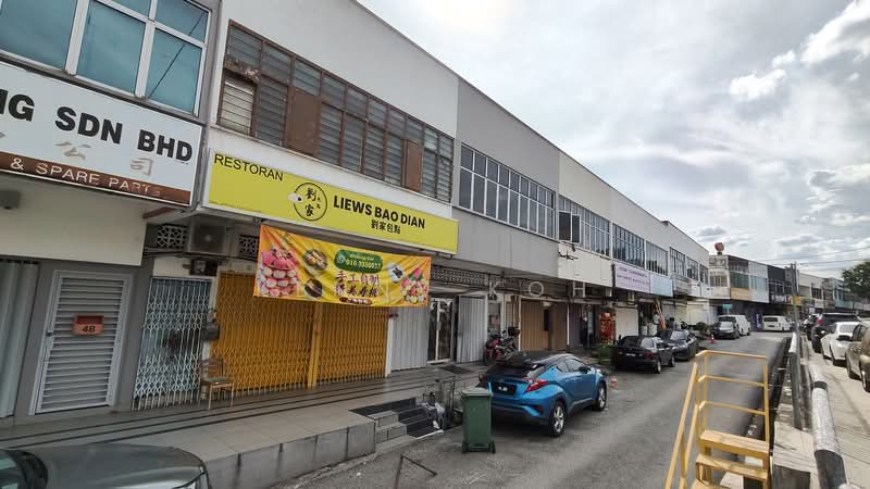 Shop for Rent in Taman Overseas Union (Taman Oug) (Jalan Klang Lama (Old Klang Road)) - Kenny Koh - Exterior - PropertyGuru.com.my