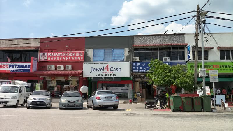 Shop for Rent in Taman Overseas Union (Taman Oug) (Jalan Klang Lama (Old Klang Road)) - Kenny Koh - Exterior - PropertyGuru.com.my