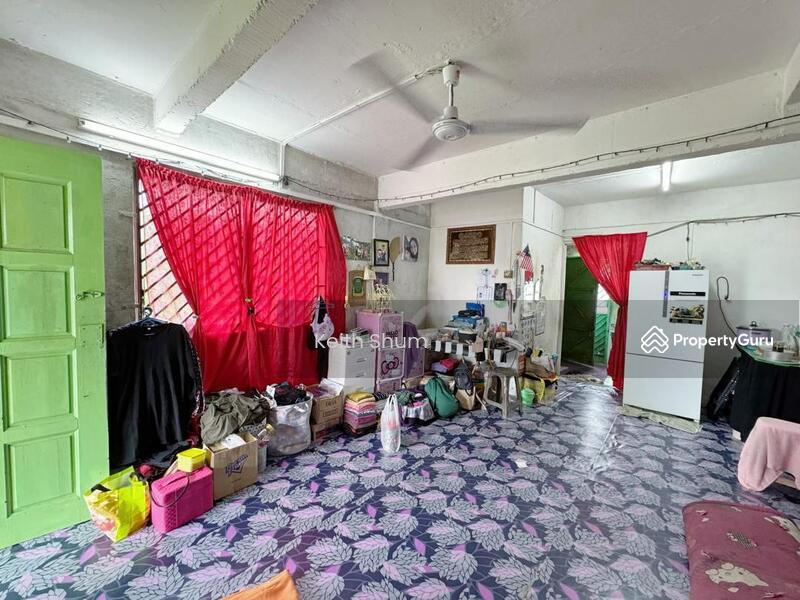 For Sale - Senai Senai Senais