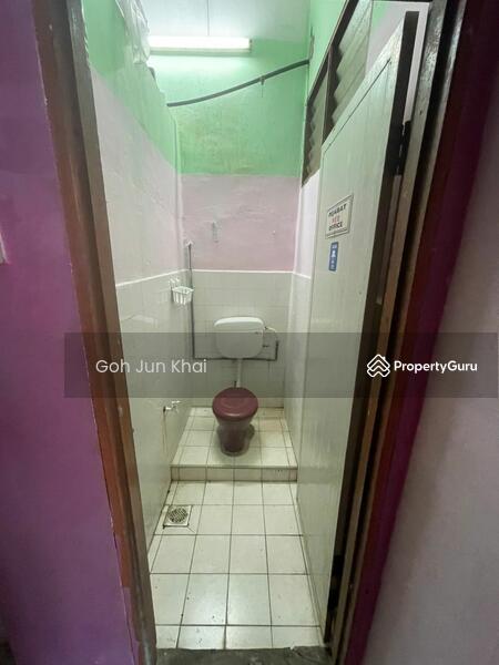 For Sale - Hakmilik Kekal Rumah Teres Setingkat @ Taman Teratai Jaya / Parit Raja
