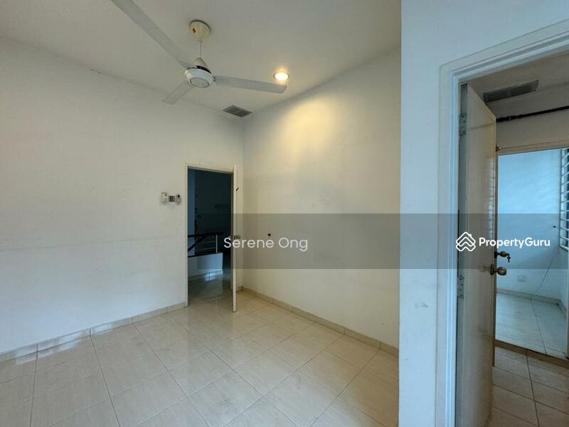 Untuk Disewa - Kota Damansara Double Storey House