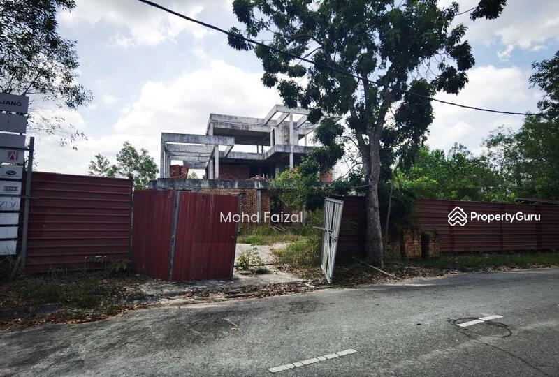 For Sale - Rumah Banglo 3 Tingkat Bandar Bukit Mahkota Bangi