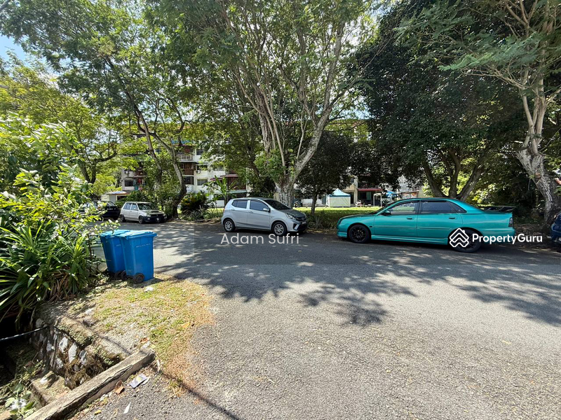 For Sale - 1-storey Terraced House at Seksyen 17