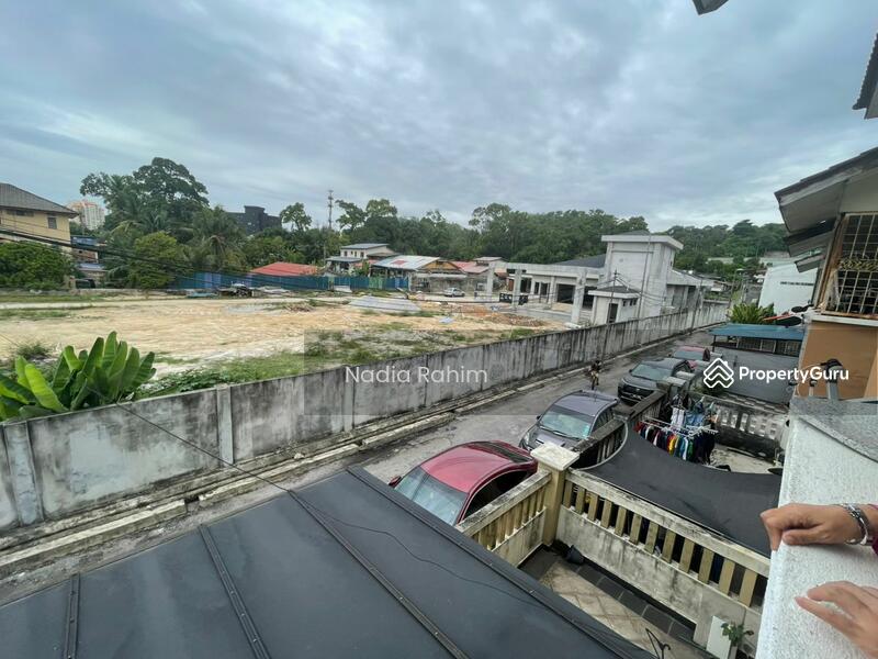 Untuk Dijual - Kampung Sungai Penchala