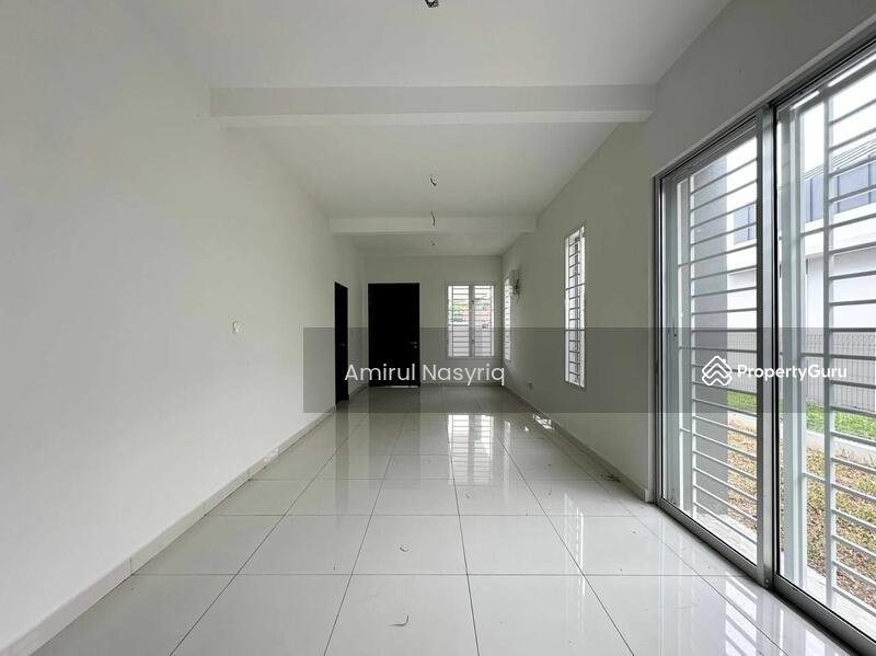 Untuk Dijual - Semi-Detached House at Meru