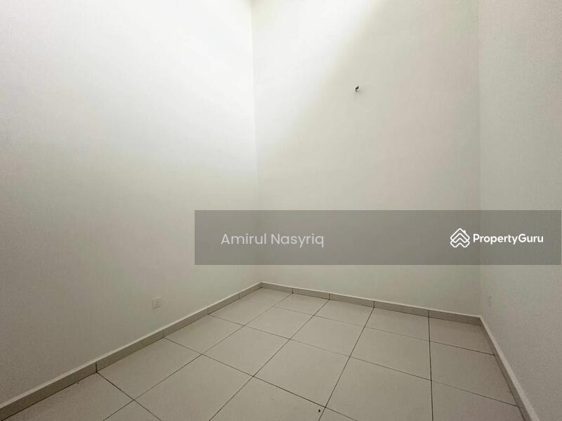 Untuk Dijual - Semi-Detached House at Meru