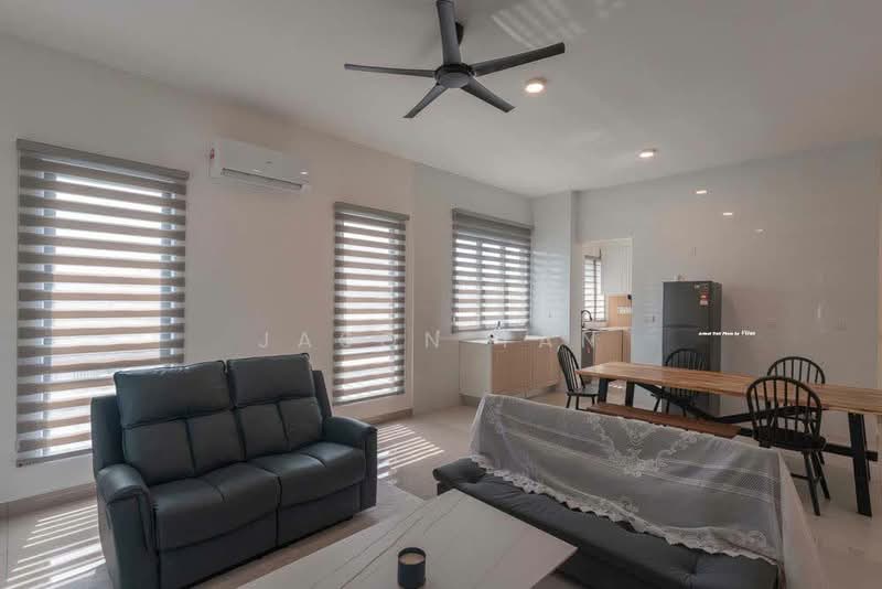 Townhouse for Rent in Eco Ardence (Setia Alam) - Jason Tan - Living Room - PropertyGuru.com.my