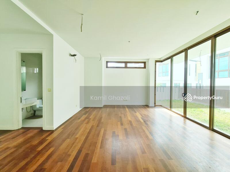 For Sale - BEAUTIFUL LAKE VIEW 3.5 Storey Astana Residence, Presint 8, Putrajaya