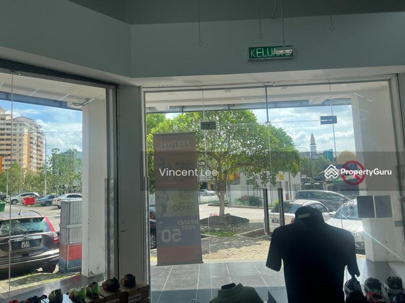 For Rent - Corner 5sty Shop for Rent at Bandar Sri Putra Kajang
