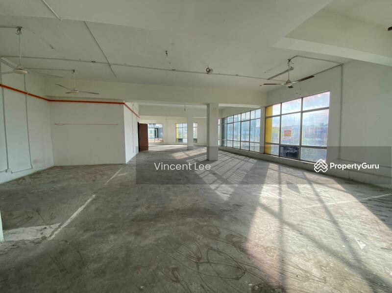 For Rent - Corner 5sty Shop for Rent at Bandar Sri Putra Kajang