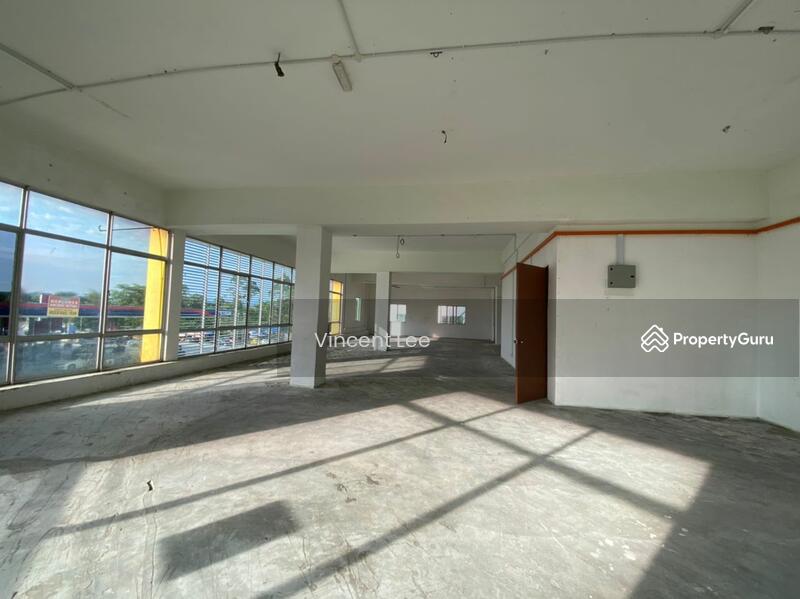 For Rent - Corner 5sty Shop for Rent at Bandar Sri Putra Kajang