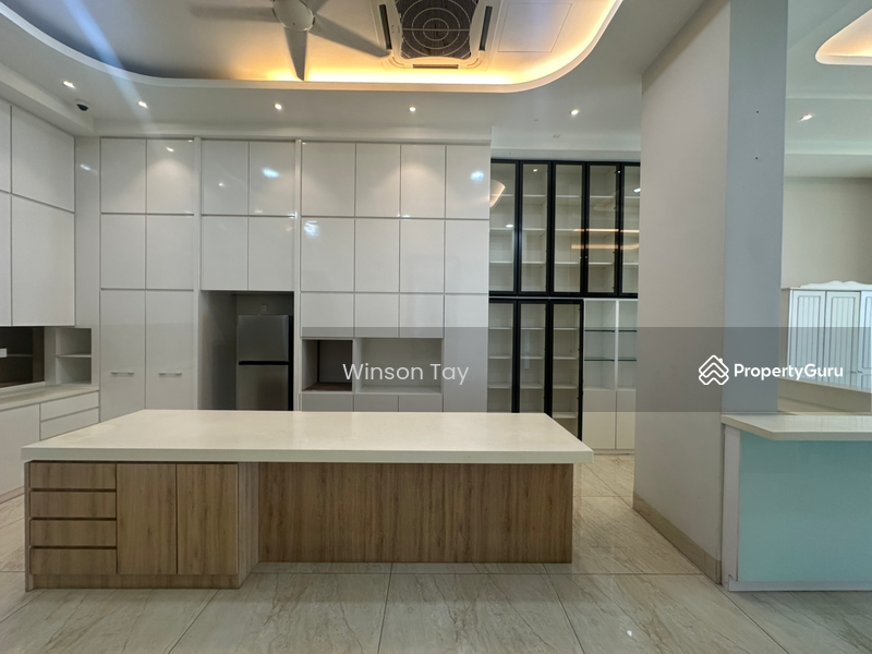 Untuk Disewa - Country heights damansara, KL