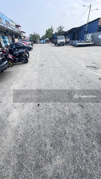 For Sale - Puchong 1.5-storey terrace factory (22x80)