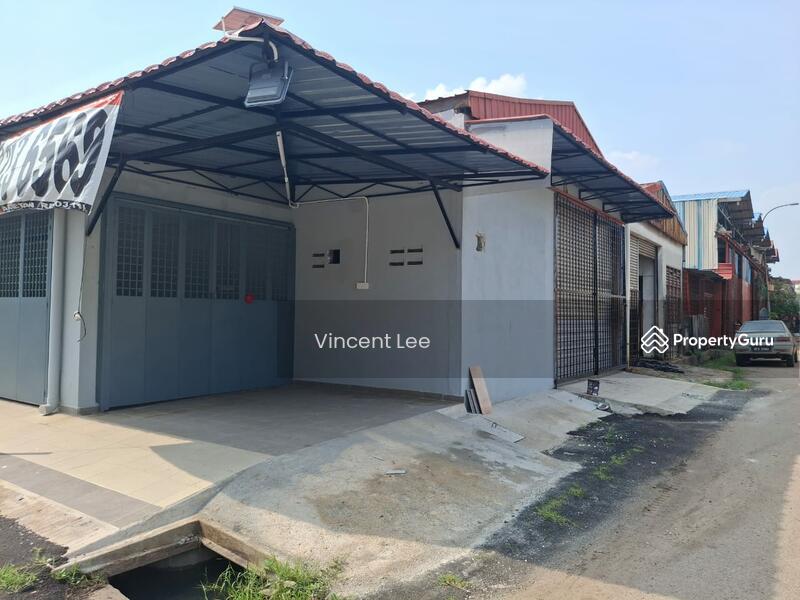 For Rent - Corner 1.5sty Factory for Rent at Taman Jalan Kem, Port Klang (Pelabuhan Klang)