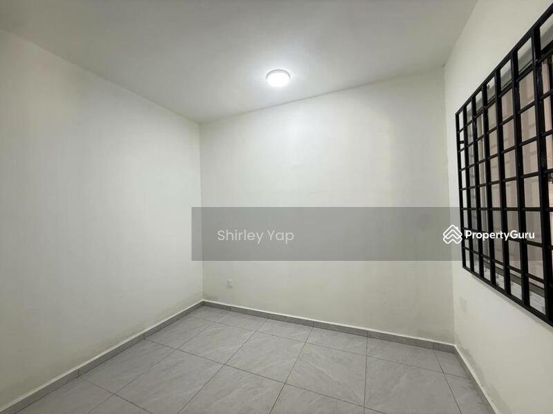 For Sale - Sri Putri Kulai Taman Putri Kulai