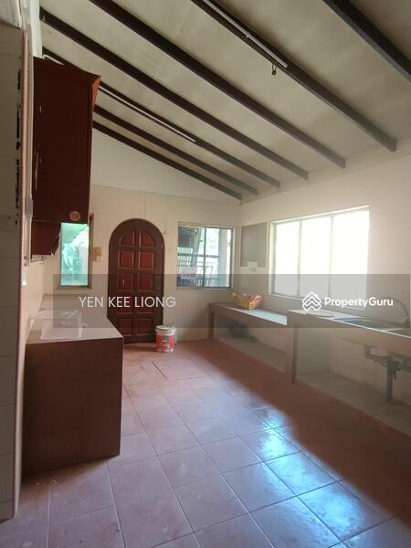 For Rent - Semi-Detached House at Taman Yarl