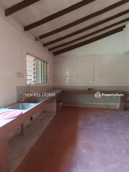 For Rent - Semi-Detached House at Taman Yarl