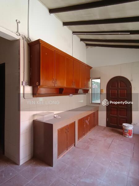 For Rent - Semi-Detached House at Taman Yarl