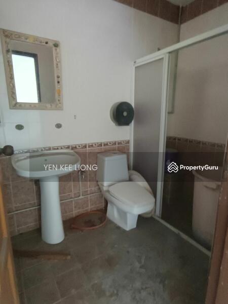 For Rent - Semi-Detached House at Taman Yarl