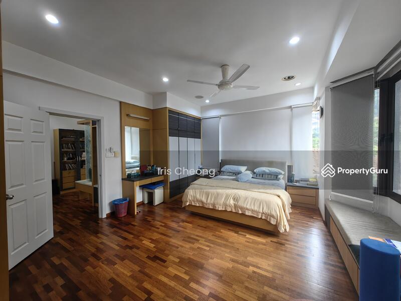 Master bed room