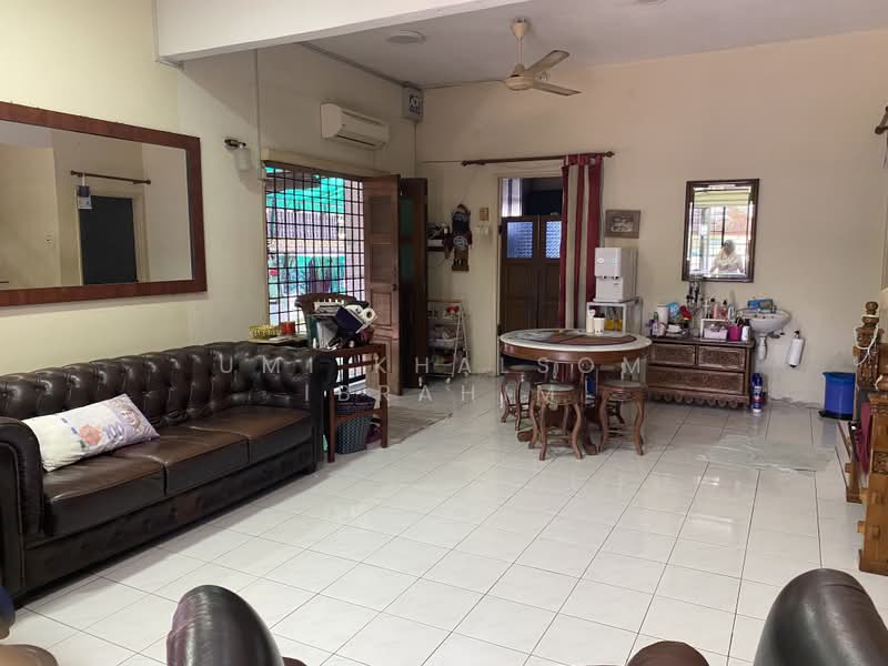 Semi-Detached House for Sale in Bandar Baru Salak Tinggi (Sepang) - Umi Khalsom Ibrahim - PropertyGuru.com.my