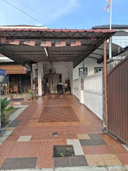 Semi-Detached House for Sale in Bandar Baru Salak Tinggi (Sepang) - Umi Khalsom Ibrahim - PropertyGuru.com.my