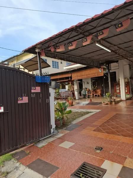 Semi-Detached House for Sale in Bandar Baru Salak Tinggi (Sepang) - Umi Khalsom Ibrahim - PropertyGuru.com.my