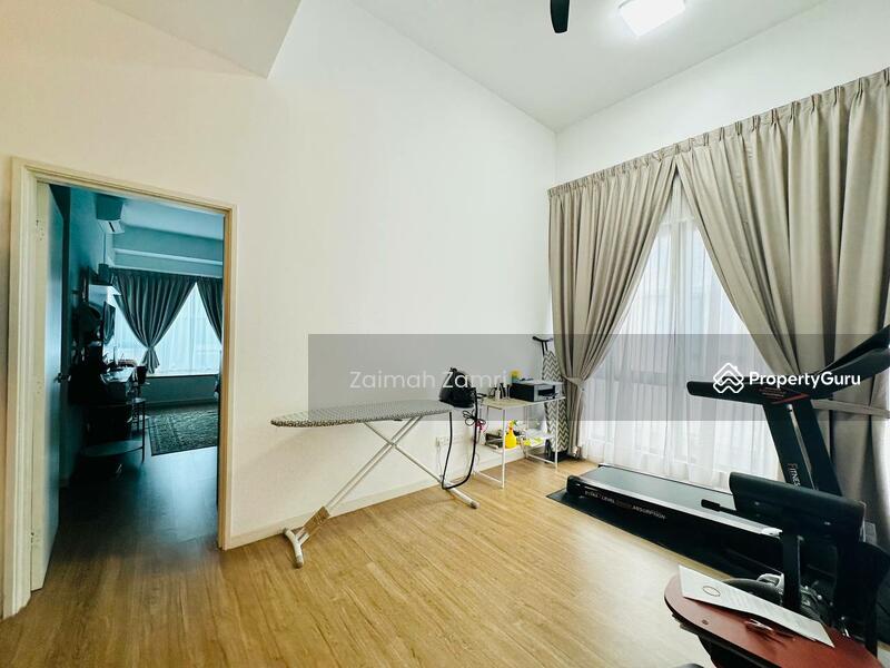 For Sale - End Lot Fully Reno Furnish 2 Storey Superlink Seksyen U12 Shah Alam