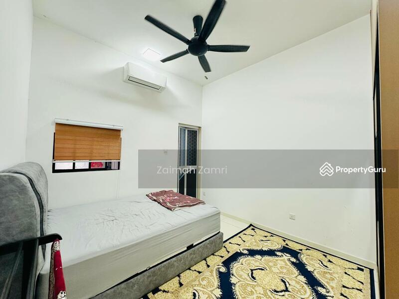 For Sale - End Lot Fully Reno Furnish 2 Storey Superlink Seksyen U12 Shah Alam