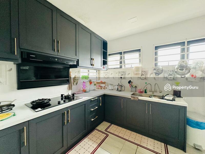 For Sale - End Lot Fully Reno Furnish 2 Storey Superlink Seksyen U12 Shah Alam
